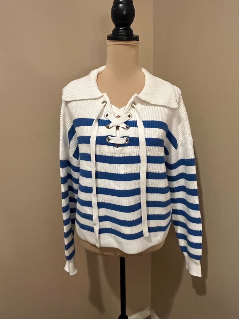 For The Republic White Ribbed Knit Sweater, size M